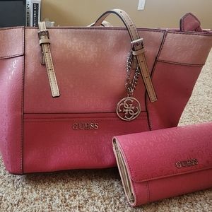 Guess purse with matching wallet
